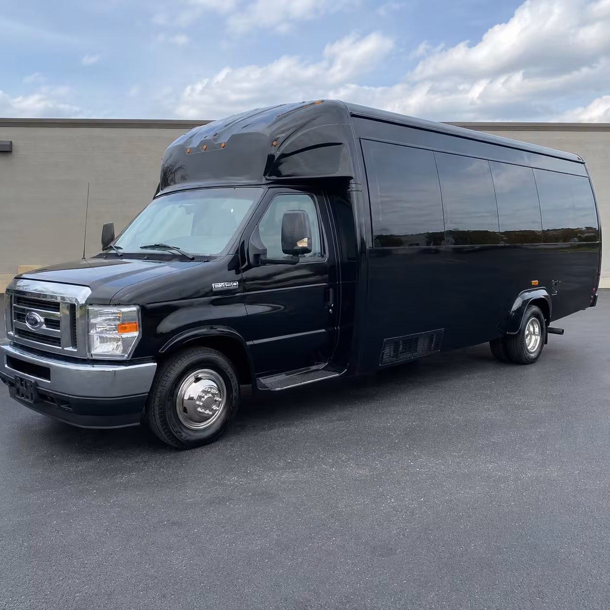 18 passenger party bus