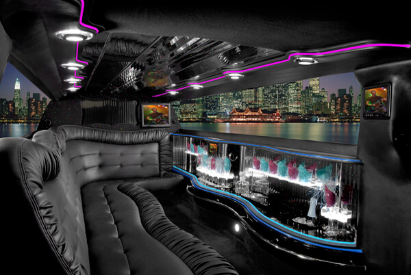 chrysler 300 limo rental Little Rock interior